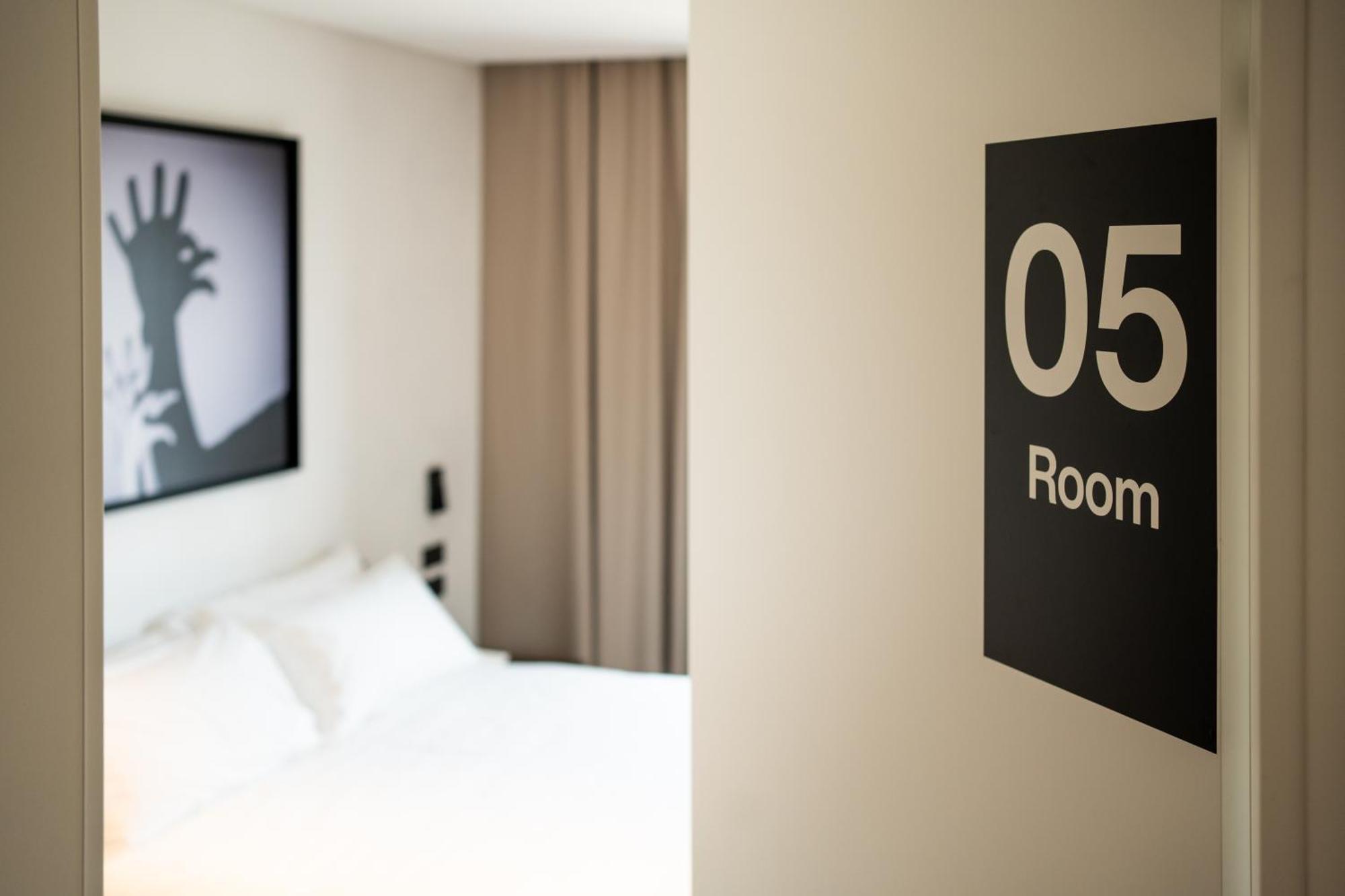 Mon Luxury Rooms Spa Nicolosi Exterior foto